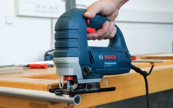 BOSCH SERRA TICO TICO 80MM 710W GST 8000E